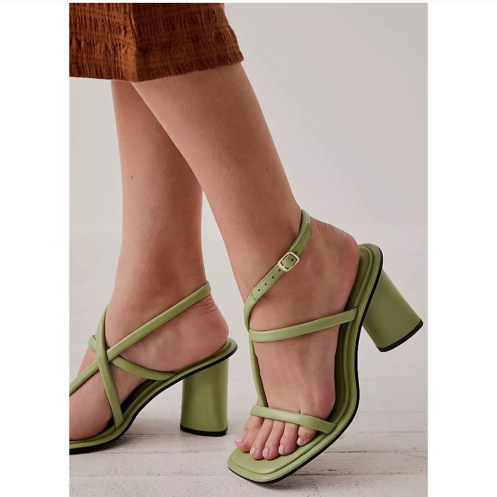 NEW Free People Secretly Sage Green Perth Strappy Slingback Heels - Picture 4 of 16